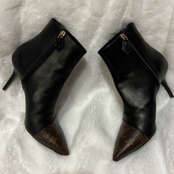 Louis Vuitton Booties - Picture 8 of 11